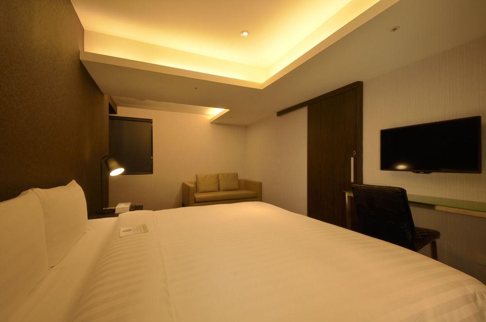 Hotel 安庭台北商旅 à Taipei Extérieur photo